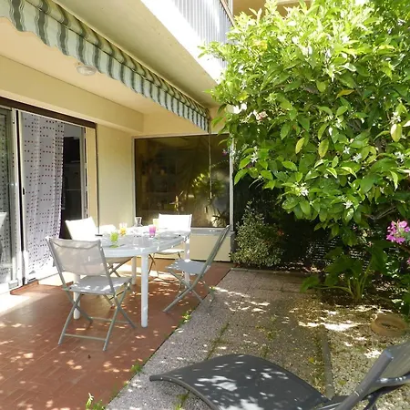 Le Lavandou, 2 Pieces, 5 Personnes - Fr-1-251-694